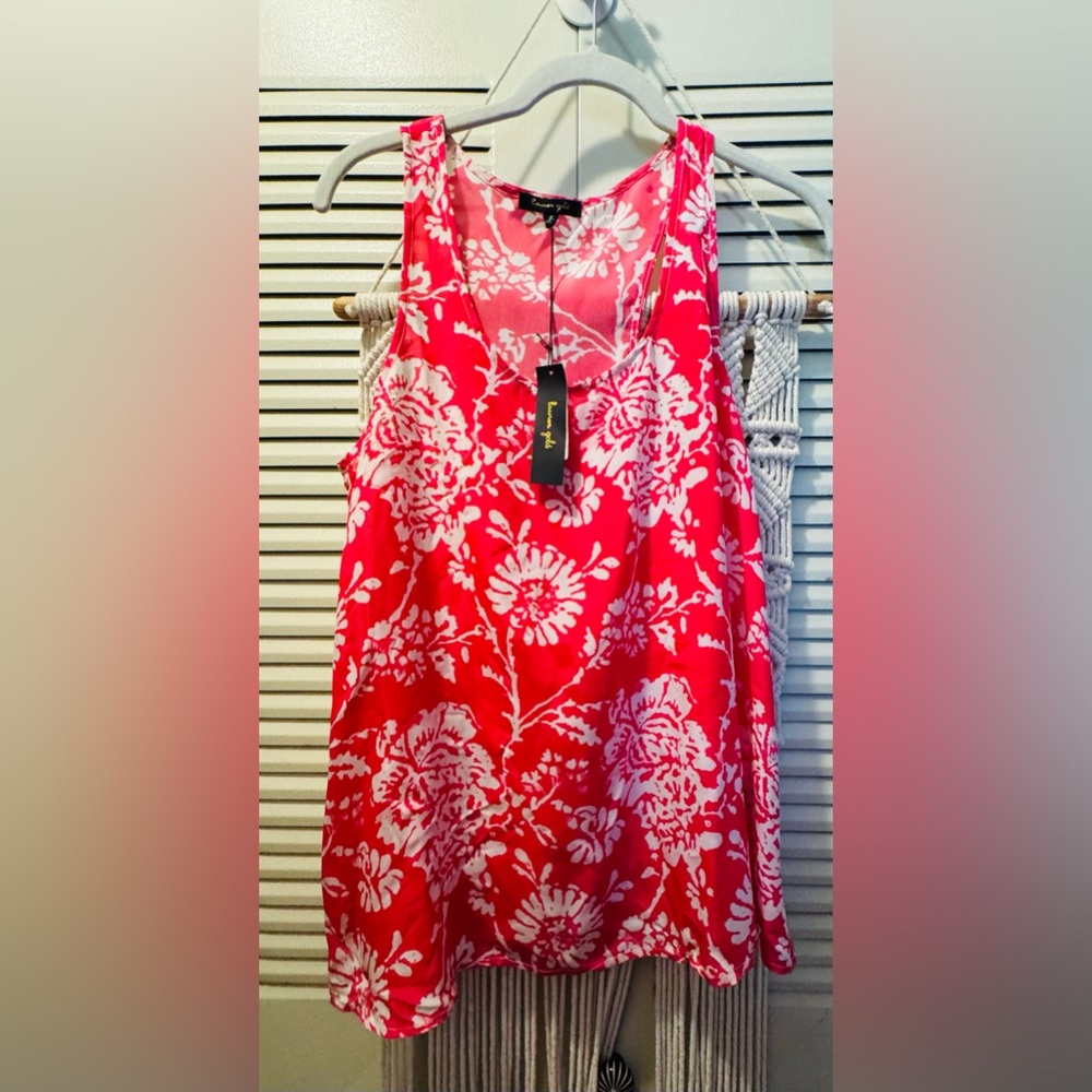 NWT LAUREN GOLD 100% Silk Red Top